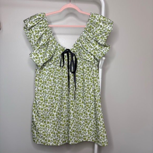 2/15$ 🍒 Floral Print Green Dress with Ruffle Balloon Sleeves Velvet Bow Medium - Picture 3 of 7